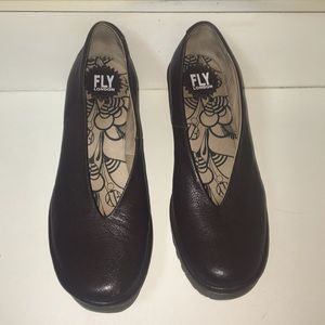 NWOT FLY LONDON SHOES